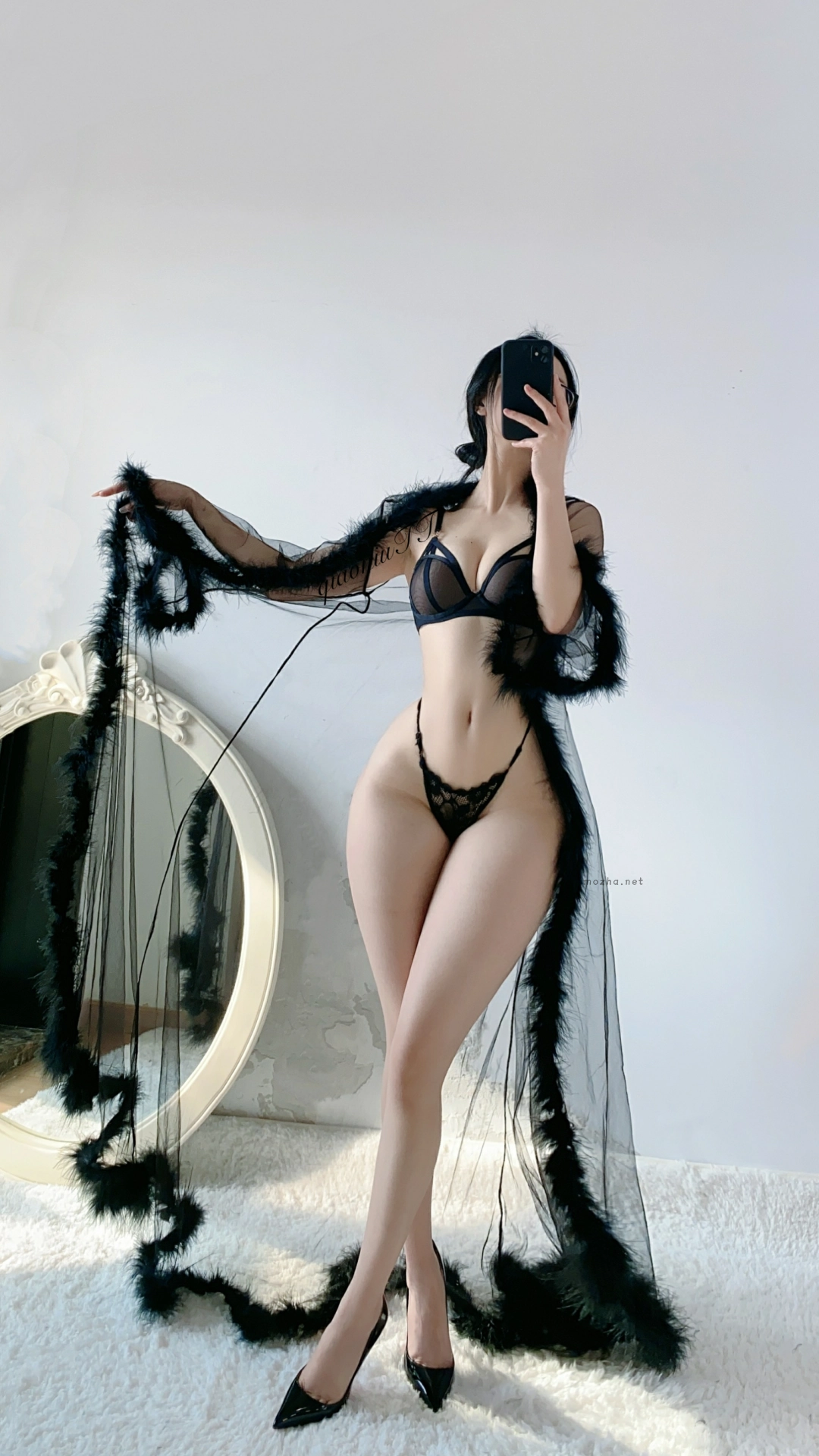 俏妞qiaoniuTT – 透明披风丁字【13P】